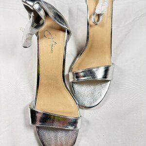 J. Adams Dove Silver Metallic Ankle Strap Heels Sandals Womens Size 8 Never Worn
